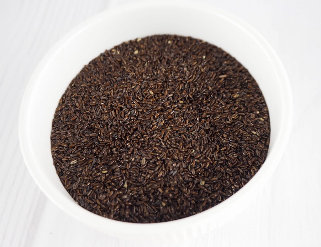 Psyllium, Plantago psyllium, seeds in a bowl